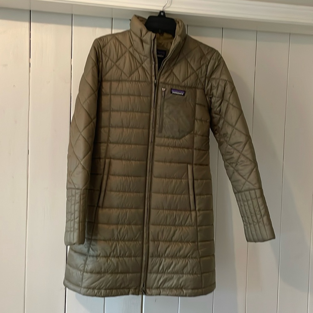 Patagonia Radalie Parka - size M